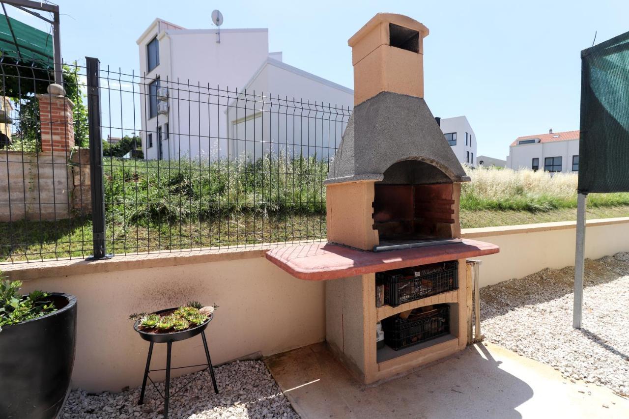 Sunshine Apartments Funtana With Balcony And Sea View Exterior foto